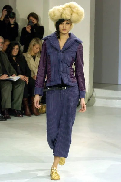 Look 19